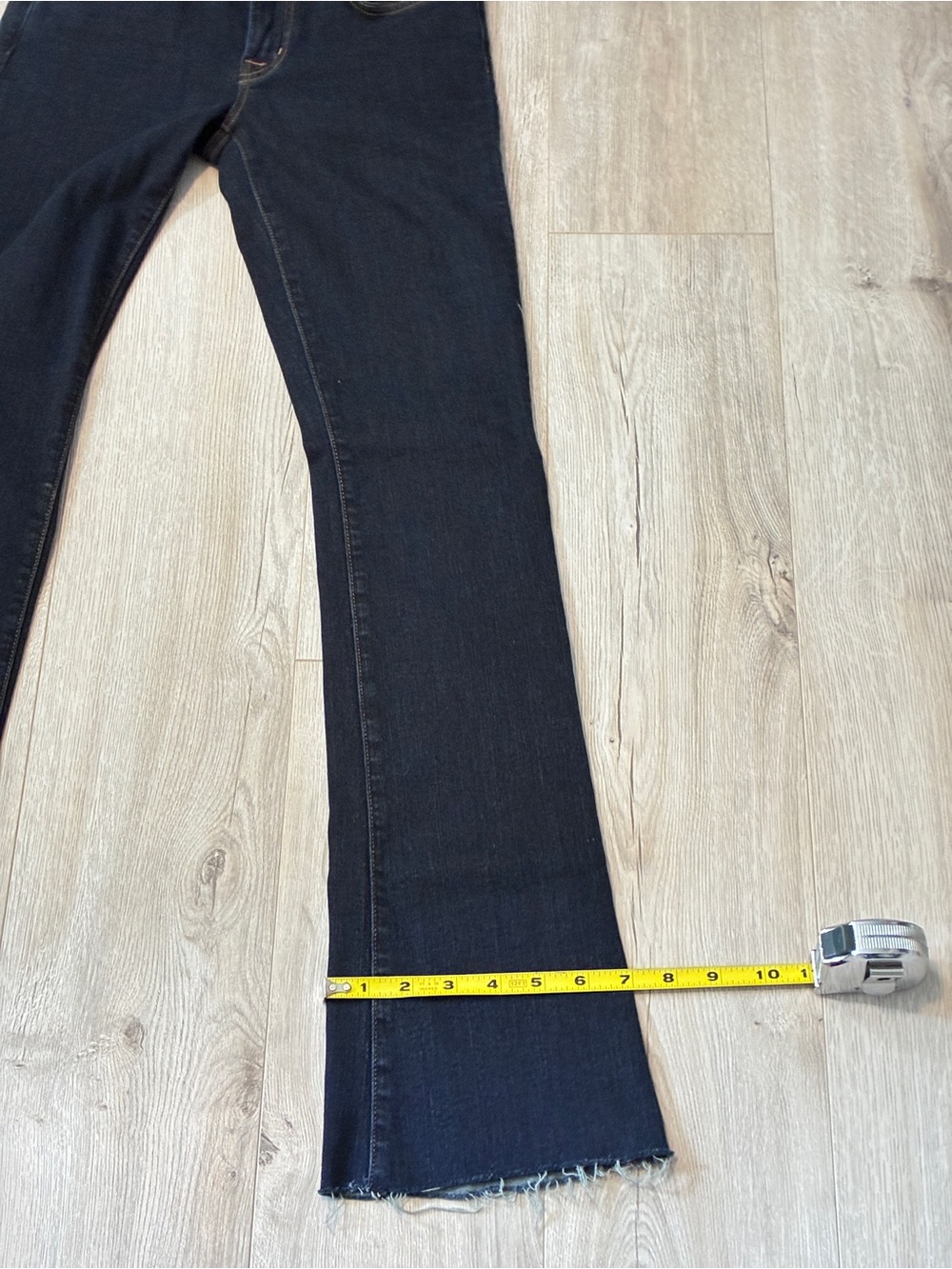 J Brand Janet Dark Indigo Flare Jeans Size 26 Raw Hem Bootcut Stretch Denim - Picture 11 of 13